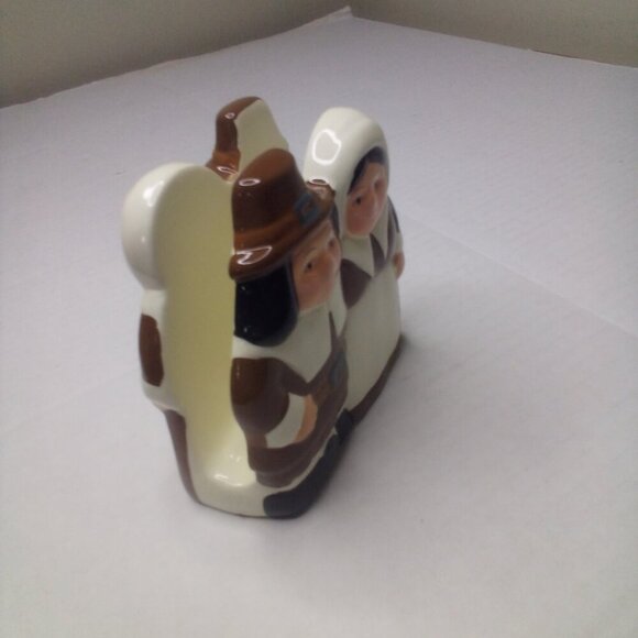 The Pilgrim Pair Collectable Napkin Holder Publix Ceramic - Picture 7 of 14